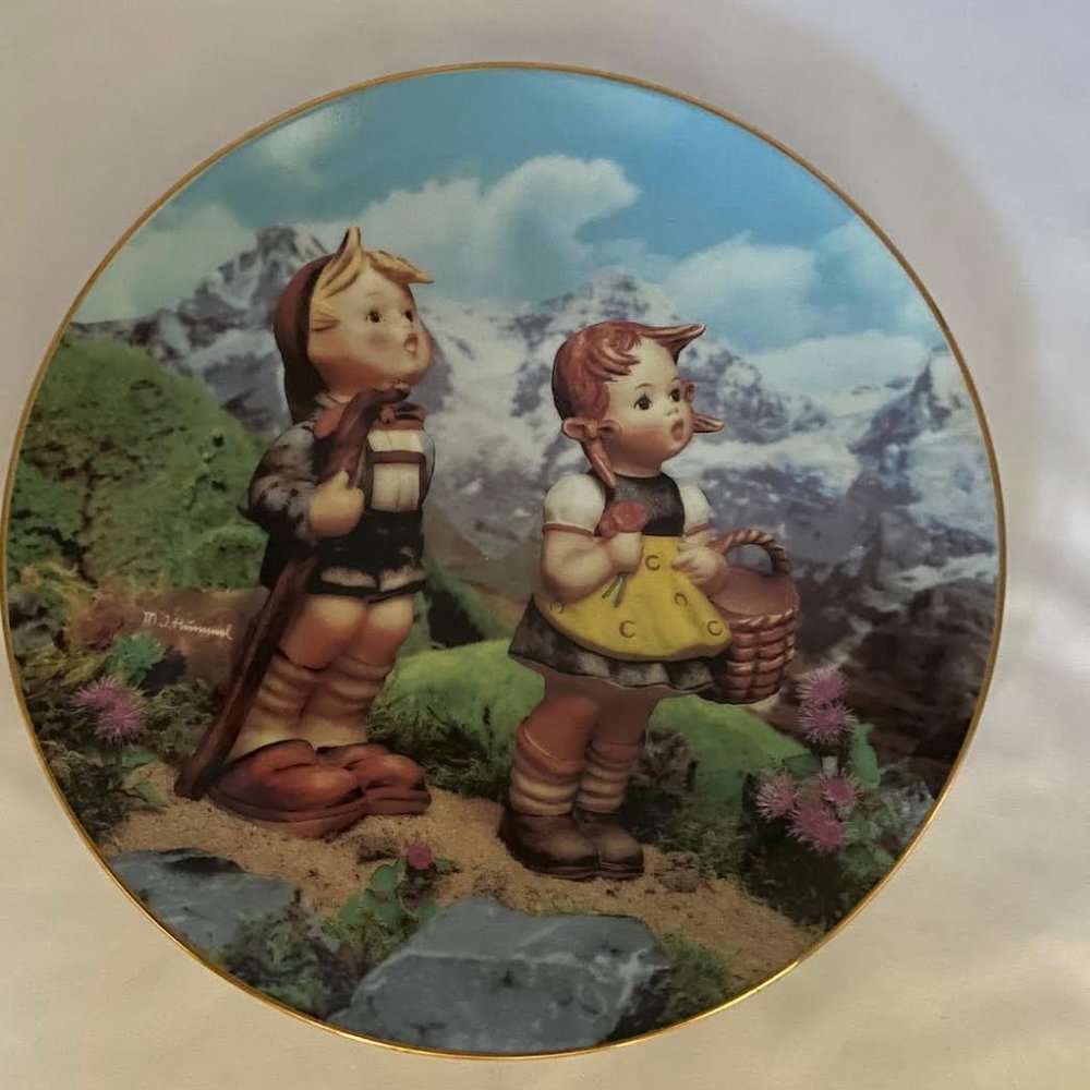 1990 “Little Explorers” from The M.J. Hummel Plate Collection Little Com…